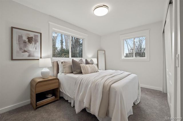 970 Henderson Avenue, Waterford, MI 48328