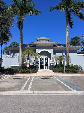 3584 NW 13th St, Lauderhill, FL 33311