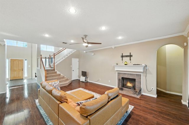 525 Magnolia Trail, Desoto, TX 75115