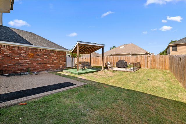 525 Magnolia Trail, Desoto, TX 75115