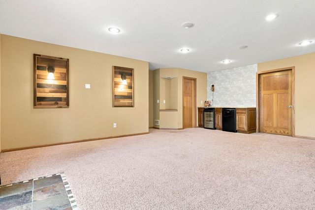 10520 106th Avenue N, Hanover, MN 55341