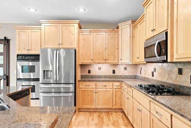 10520 106th Avenue N, Hanover, MN 55341