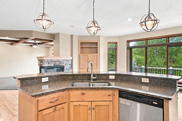 10520 106th Avenue N, Hanover, MN 55341