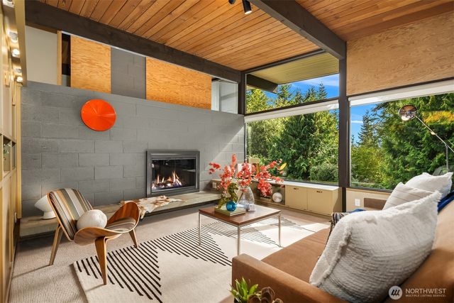 14827 SE 55th Street, Bellevue, WA 98006