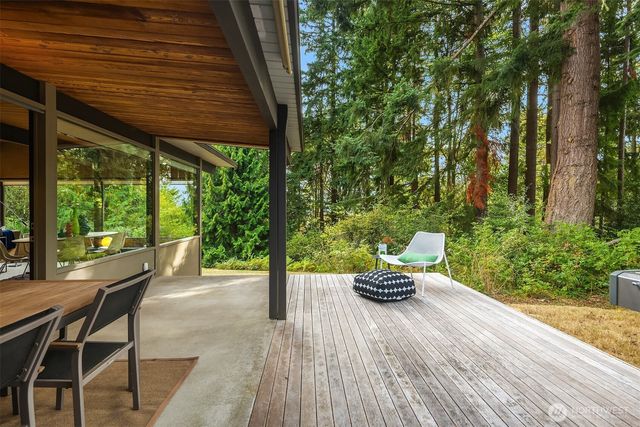 14827 SE 55th Street, Bellevue, WA 98006