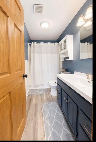 1988 Independence Boulevard, Lancaster, OH 43130