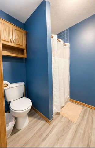 1988 Independence Boulevard, Lancaster, OH 43130