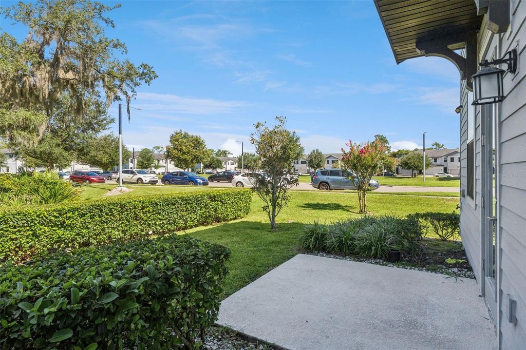 Image 29 of property listing at 11433 WHISTLING PINE WAY, Orlando, FL 32832
