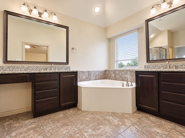 219 Carrington Lane, Lewisville, TX 75067