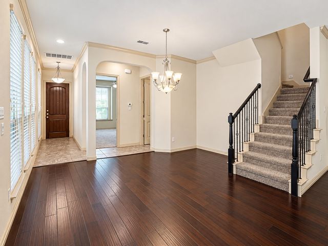 219 Carrington Lane, Lewisville, TX 75067
