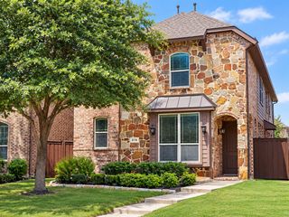 219 Carrington Lane, Lewisville, TX 75067