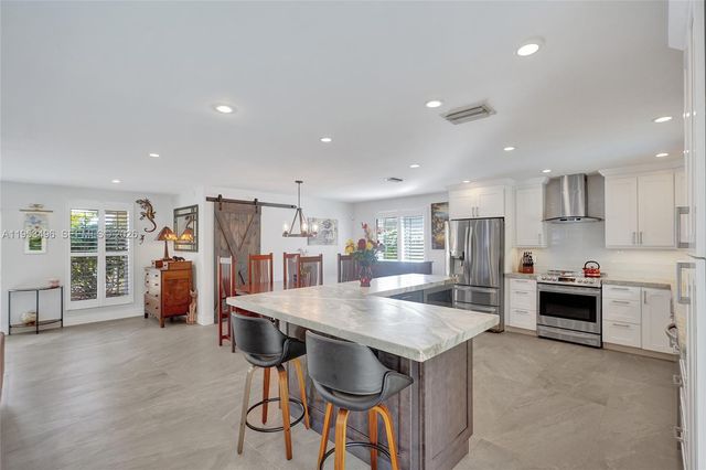 1237 Garfield St, Hollywood, FL 33019