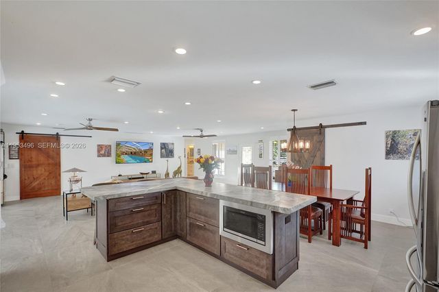 1237 Garfield St, Hollywood, FL 33019