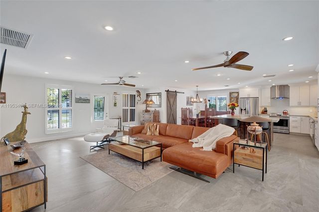 1237 Garfield St, Hollywood, FL 33019