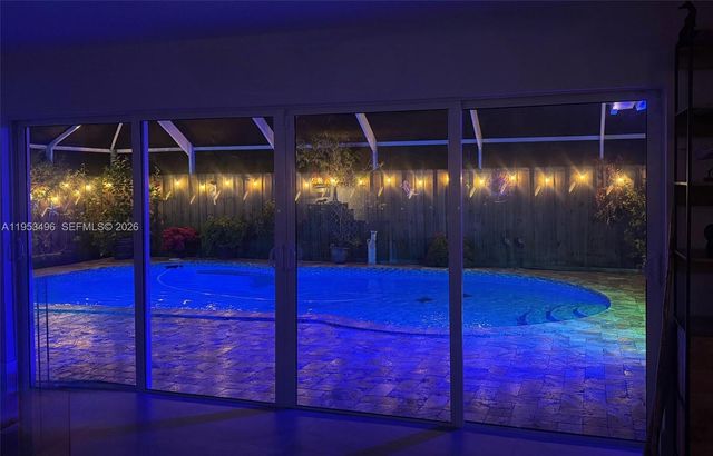 1237 Garfield St, Hollywood, FL 33019