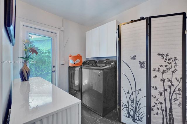 1237 Garfield St, Hollywood, FL 33019