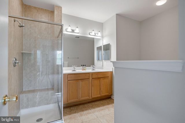 13960 GREENDALE DR, Woodbridge, VA 22191