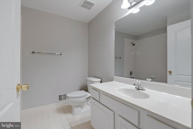 13960 GREENDALE DR, Woodbridge, VA 22191