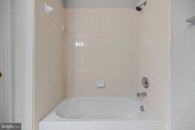 13960 GREENDALE DR, Woodbridge, VA 22191