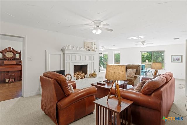 209 E Meadow Lane, Wimberley, TX 78676