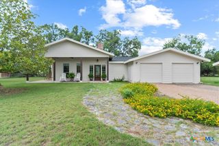 209 E Meadow Lane, Wimberley, TX 78676