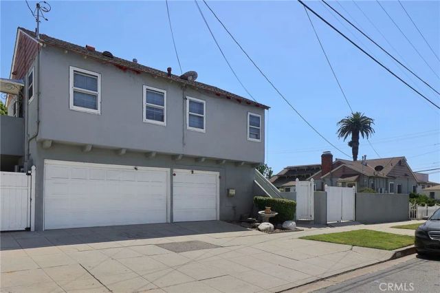 803 E La Palma, Inglewood, CA 90301