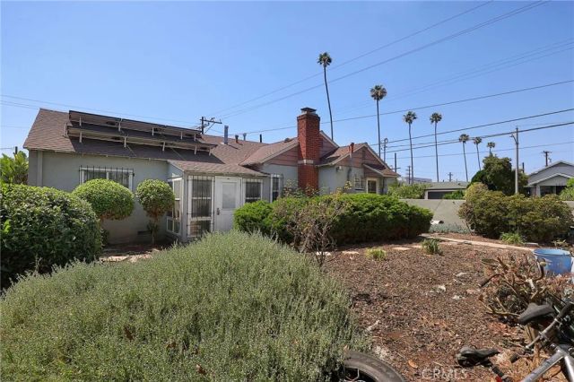 803 E La Palma, Inglewood, CA 90301