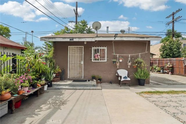 1242 E 43rd, Los Angeles, CA 90011