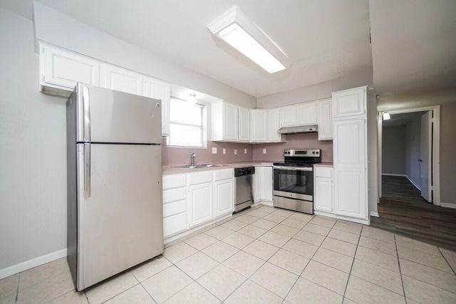 10919 Skybird Drive, Houston, TX 77064