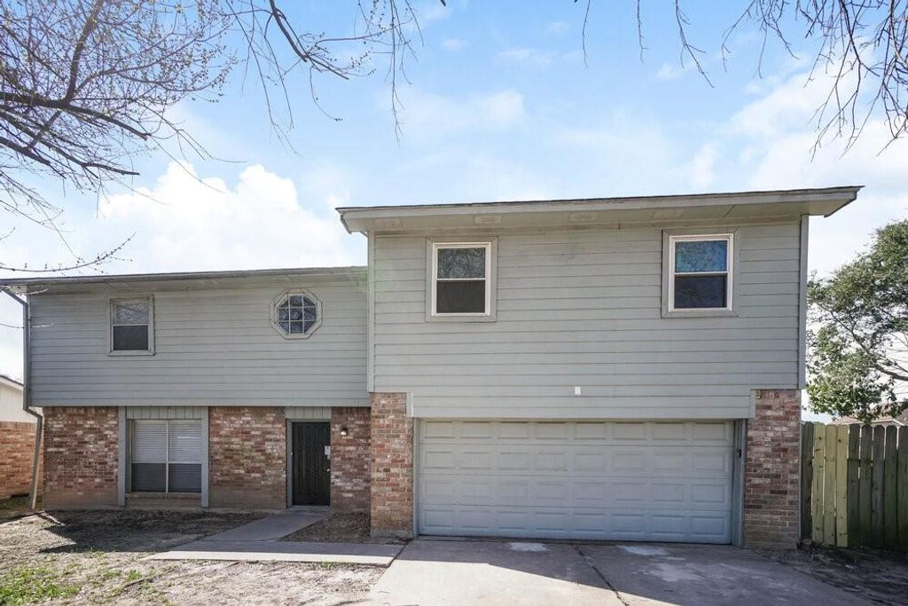 10919 Skybird Drive, Houston, TX 77064