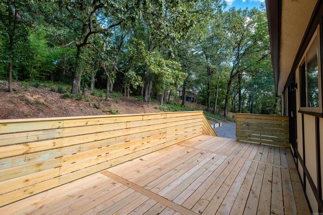 9 Brookfield Cove, Little Rock, AR 72205