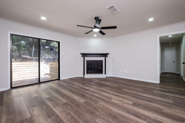 9 Brookfield Cove, Little Rock, AR 72205