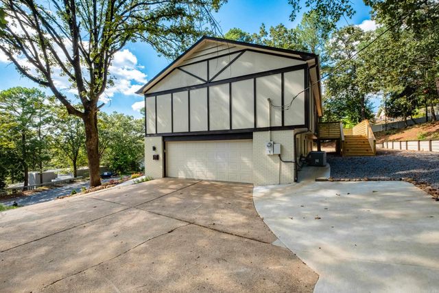 9 Brookfield Cove, Little Rock, AR 72205