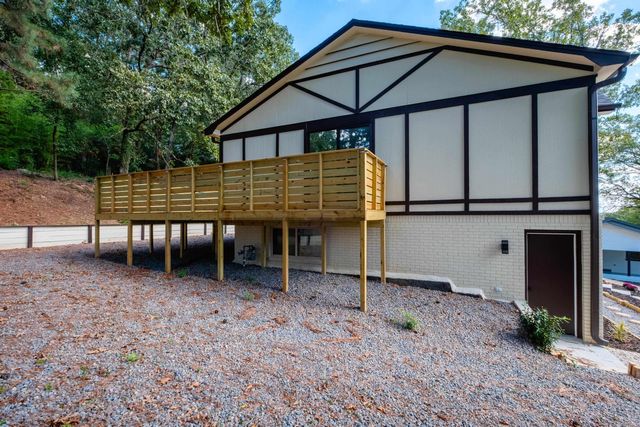 9 Brookfield Cove, Little Rock, AR 72205