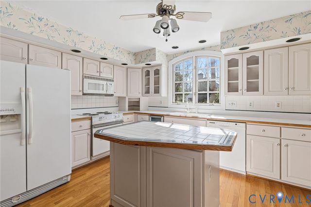 3000 Vistapoint Rd, Midlothian, VA 23113