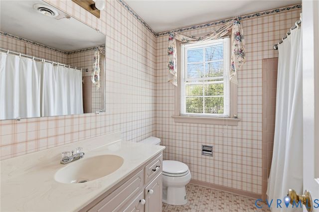 3000 Vistapoint Rd, Midlothian, VA 23113