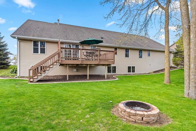 2460 WARM MEADOWS DRIVE, Green Bay, WI 54303