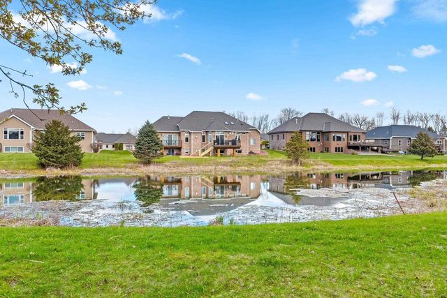 2460 WARM MEADOWS DRIVE, Green Bay, WI 54303