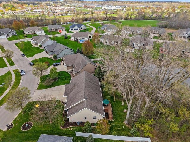 2460 WARM MEADOWS DRIVE, Green Bay, WI 54303