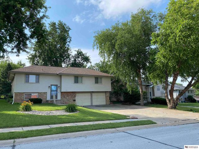 6373 S 140th Avenue, Omaha, NE 68137