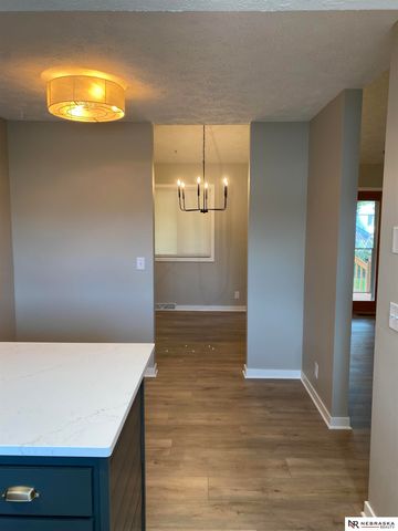 6373 S 140th Avenue, Omaha, NE 68137