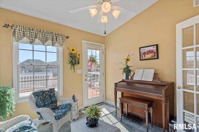 4144 Highbury Drive, Springfield, IL 62711