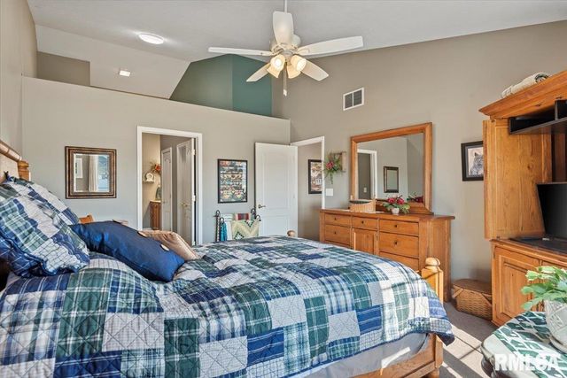 4144 Highbury Drive, Springfield, IL 62711