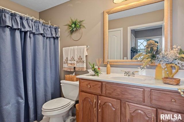 4144 Highbury Drive, Springfield, IL 62711