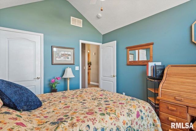 4144 Highbury Drive, Springfield, IL 62711