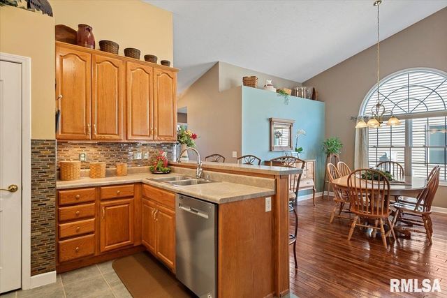 4144 Highbury Drive, Springfield, IL 62711