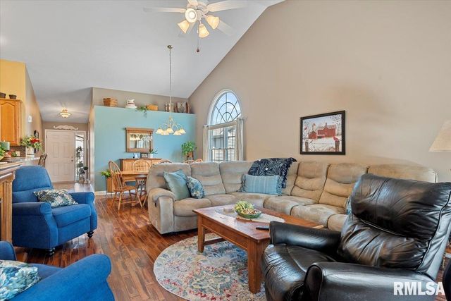 4144 Highbury Drive, Springfield, IL 62711