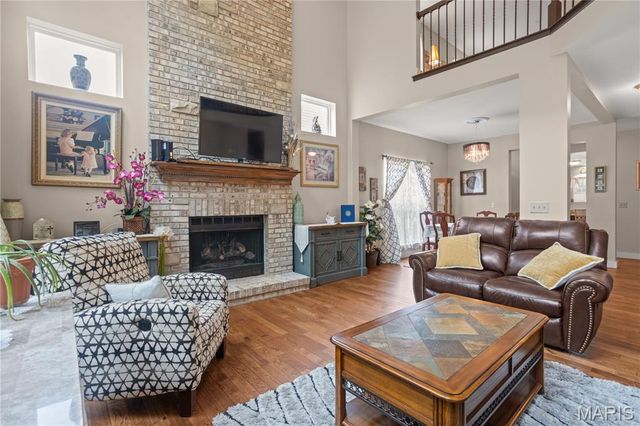 5546 Aberdour Lane, Oakville, MO 63129