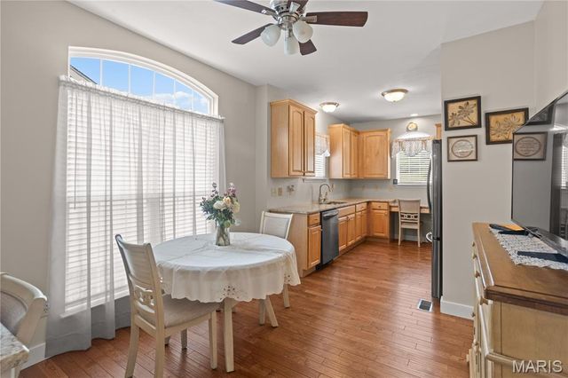 5546 Aberdour Lane, Oakville, MO 63129