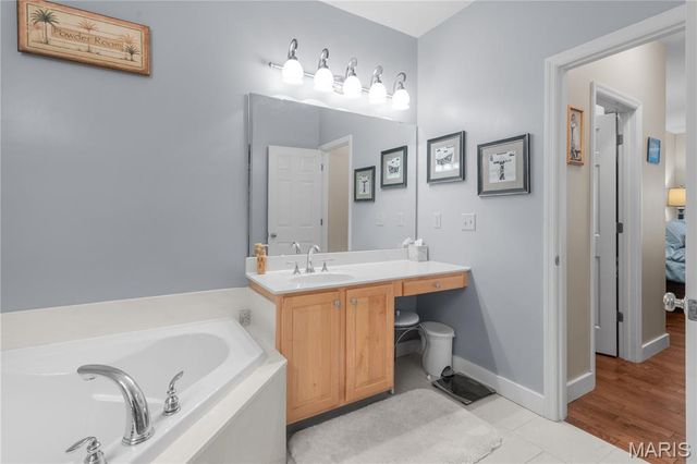 5546 Aberdour Lane, Oakville, MO 63129
